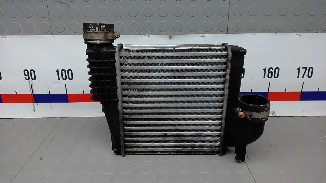 радиатор интеркулера Citroen C4 Picasso 2 поколение 2014, 1.6 л., дизель, МКПП, минивэн - фото №1