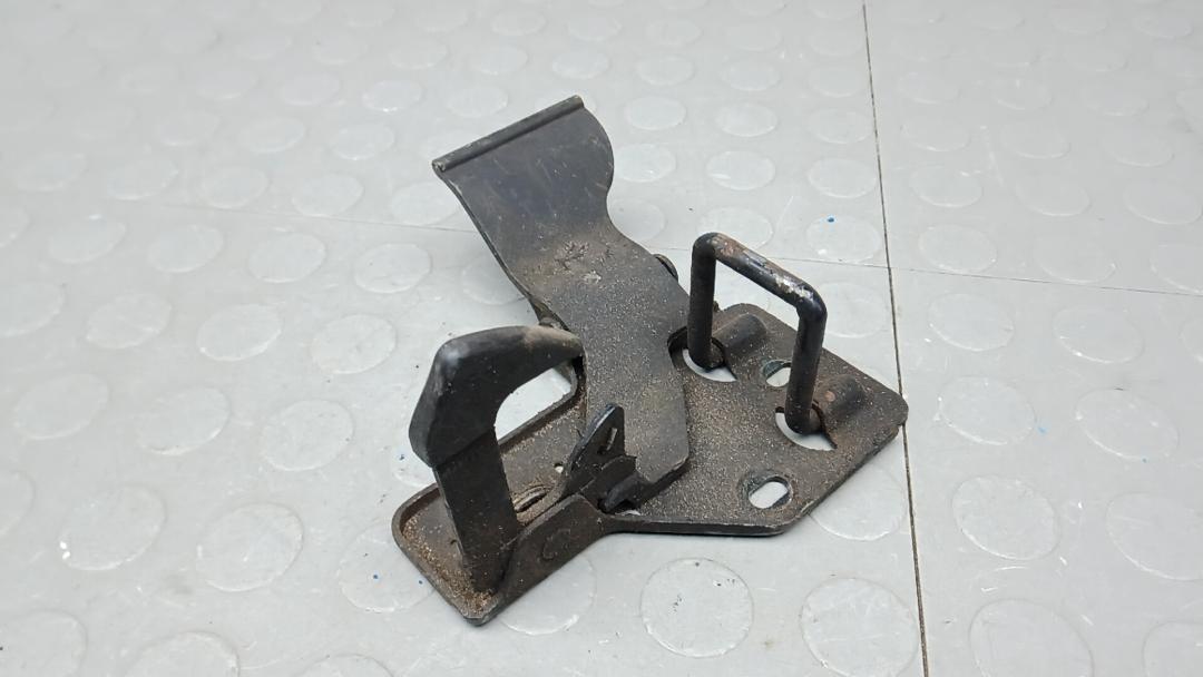 ручка открывания капота Volkswagen Transporter T5 2004, 2.5 л., дизель, МКПП, микроавтобус - фото №1