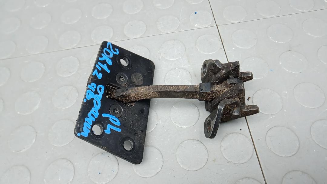 ограничитель открывания двери Volkswagen Transporter T5 2004, 2.5 л., дизель, МКПП, микроавтобус - фото №1