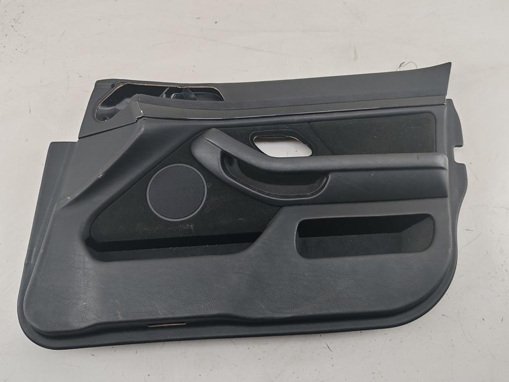 обшивка двери передняя правая BMW 5 E39 1998, 2.0 л., бензин, МКПП, синий, универсал, 8172210