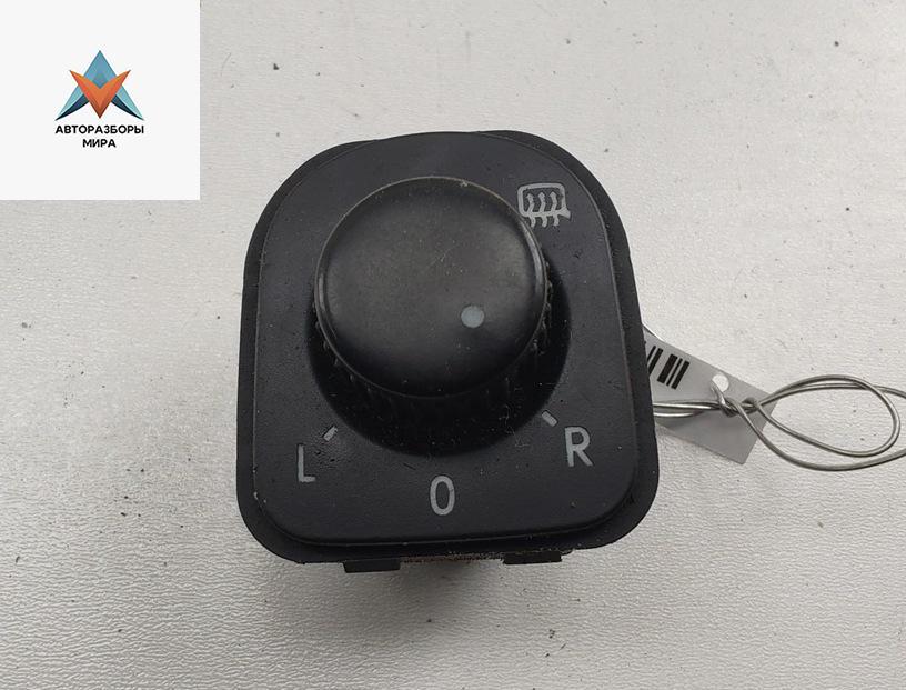 джойстик регулировки зеркал Volkswagen Passat B6 2010, 1.6 л., бензин, МКПП, серый, универсал, 1K0959565K - фото №1