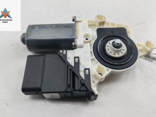 моторчик стеклоподъемника задний правый Volkswagen Bora 1 поколение 2000, 2.0 л., бензин, МКПП, синий, седан, 101438203