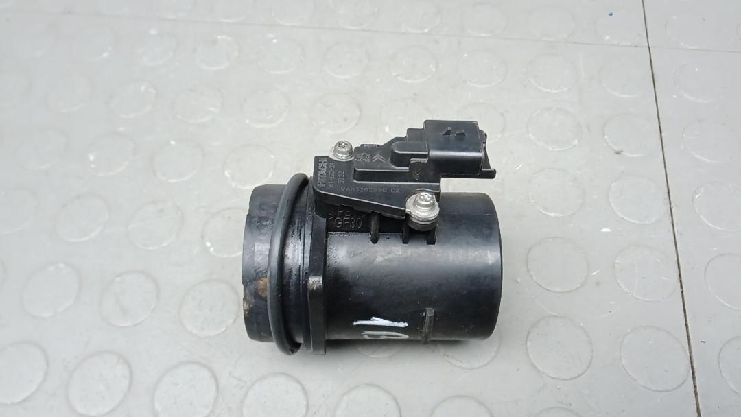 ДМРВ Citroen C4 Picasso 2 поколение 2014, 1.6 л., HDi 8V, дизель, МКПП, минивэн - фото №1