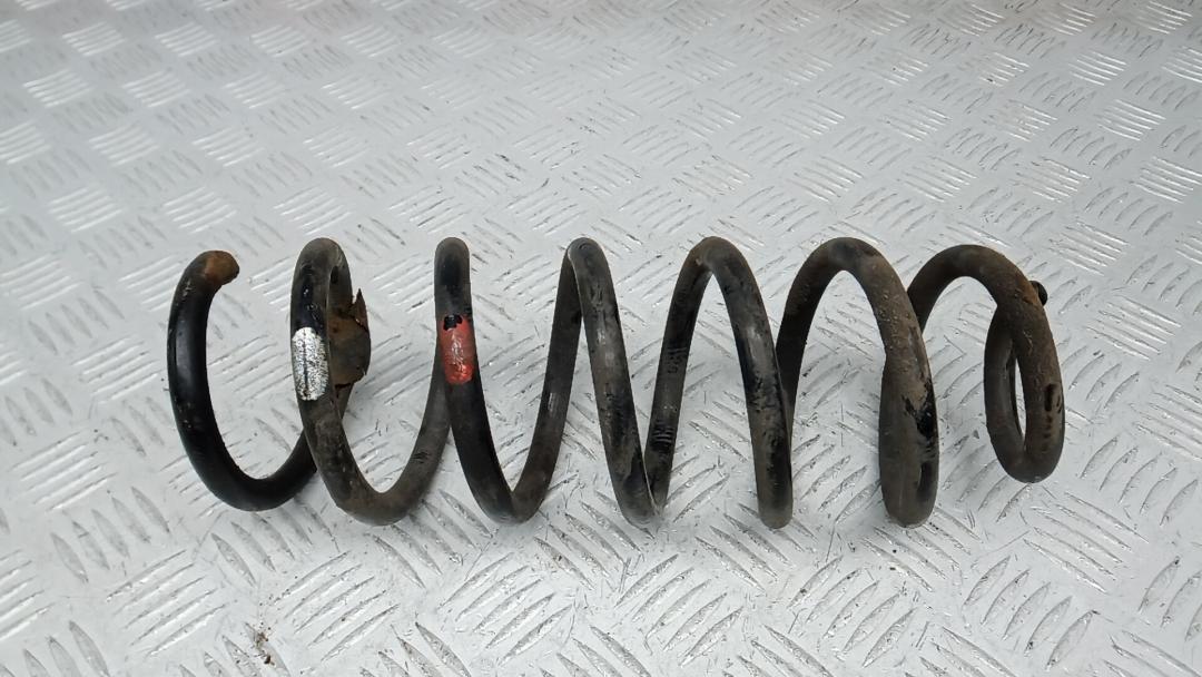 пружина задняя Nissan Qashqai 2 поколение 2015, 1.6 л., дизель, АКПП, внедорожник 5 дв., 550204EA1B - фото №1