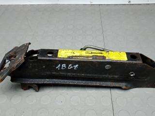 домкрат Volkswagen Touareg 1 поколение 2005, 3.2 л., бензин, АКПП, внедорожник 5 дв.