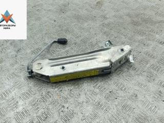 домкрат Volkswagen Passat B5 [рестайлинг] 2002, 2.0 л., бензин, МКПП, белый, седан