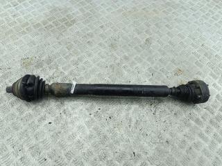 полуось передняя правая (приводной вал, ШРУС) Volkswagen Passat B6 2010, 1.6 л., бензин, МКПП, серый, универсал
