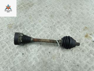 полуось передняя левая (приводной вал, ШРУС) Volkswagen Passat B6 2010, 1.6 л., бензин, МКПП, серый, универсал