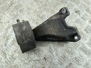 кронштейн КПП Volkswagen Passat B5+ (GP) 2002, 2.0 л., бензин, МКПП, белый, седан, 8D0399113AB