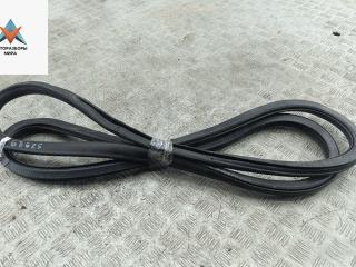 уплотнитель двери Volkswagen Passat B6 2010, 1.6 л., бензин, МКПП, серый, универсал