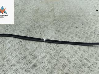 молдинг лобового стекла Volkswagen Passat B6 2007, 2.0 л., дизель, МКПП, коричневый, универсал