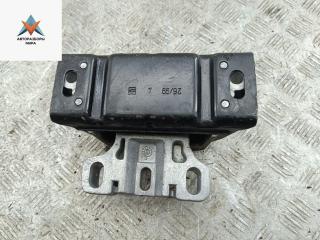 подушка крепления КПП Volkswagen Bora 1 поколение 2000, 2.0 л., бензин, МКПП, синий, седан