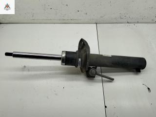 амортизатор передний правый Volkswagen Golf 6 поколение 2010, 1.4 л., бензин, МКПП, чёрный, универсал, 1T0413031GT