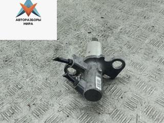 цилиндр тормозной главный Volkswagen Passat B5 [рестайлинг] 2002, 2.0 л., бензин, МКПП, белый, седан