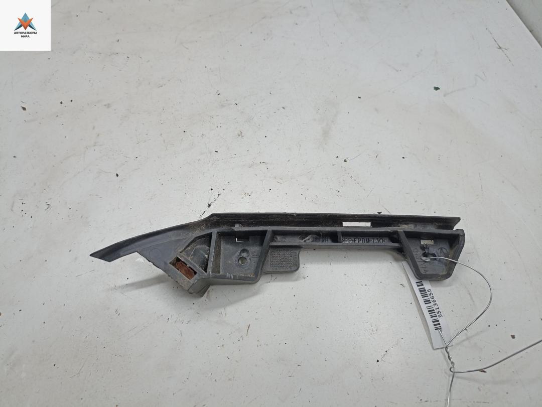 кронштейн переднего бампера Opel Astra G 2002, 1.6 л., бензин, МКПП, серый, универсал, 90559500 - фото №1