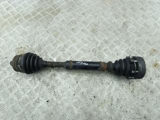 полуось передняя левая (приводной вал, ШРУС) Volkswagen Passat B5+ (GP) 2001, 2.0 л., бензин, МКПП, серый, универсал
