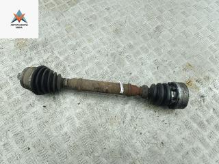 полуось передняя левая (приводной вал, ШРУС) Volkswagen Passat B5 [рестайлинг] 2000, 1.6 л., бензин, МКПП, серый, универсал