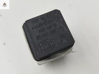 блок управления вентилятором (реле) Opel Astra H/Family [рестайлинг] 2005, 1.7 л., дизель, МКПП, чёрный, хетчбэк 5 дв., 13171831