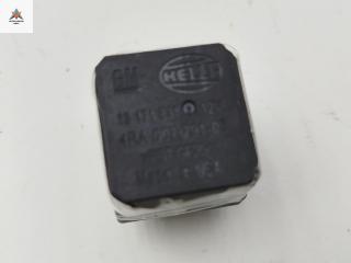 блок управления вентилятором (реле) Opel Vectra C [рестайлинг] 2006, 2.2 л., бензин, МКПП, серый, универсал, 13171831