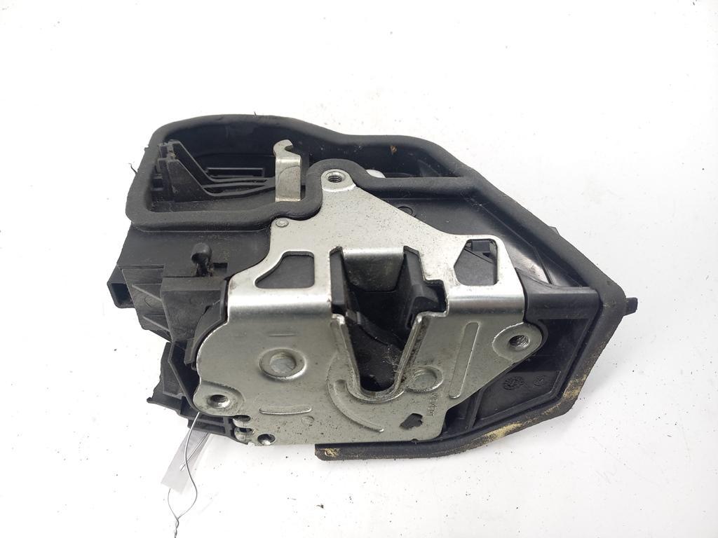 замок двери задней правой BMW 5 E60/E61 2005, 2.5 л., дизель, АКПП, серый, универсал, 7167070
