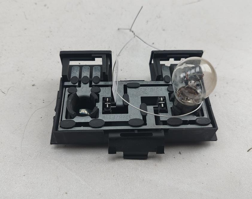 Плата фонаря заднего правого Volkswagen Passat B3 1991, 1.8 л., бензин, МКПП, зелёный, универсал, 333945259