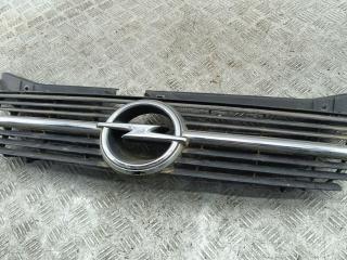 решетка радиатора Opel Omega B 1998, серый, седан, 90491397