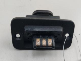 выключатель концевой (концевик) Volkswagen Caddy 3 поколение 2005, 2.0 л., дизель, МКПП, белый, фургон, 2K0907438