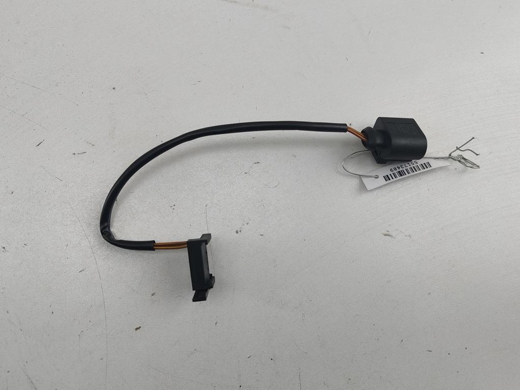 выключатель концевой (концевик) Skoda Superb 1 поколение 2002, 1.9 л., дизель, МКПП, синий, седан - фото №1