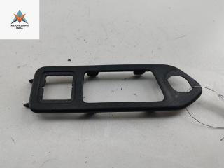 Накладка на ручку двери Volkswagen Passat B3 1991, 1.8 л., бензин, МКПП, зелёный, универсал, 357837247