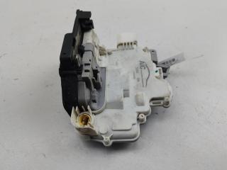 замок двери передней левой Volkswagen Passat B6 2005, 1.6 л., бензин, МКПП, серый, универсал