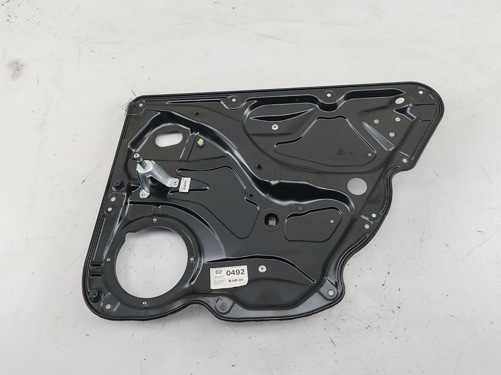 стеклоподъемник задний правый Volkswagen Passat B6 2007, 2.0 л., дизель, МКПП, коричневый, универсал, 3C4839756J