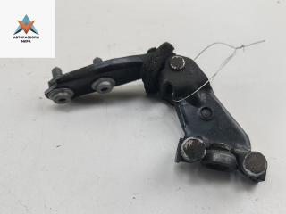 ролик двери сдвижной Volkswagen Caddy 3 поколение 2005, 2.0 л., дизель, МКПП, белый, фургон, 2K0843336A