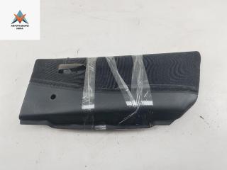 обшивка двери задняя правая Volkswagen Passat B3 1991, 1.8 л., бензин, МКПП, зелёный, универсал, 357867216