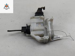 активатор (привод) замка двери Volkswagen Passat B3 1991, 1.8 л., бензин, МКПП, зелёный, универсал, 357862153B