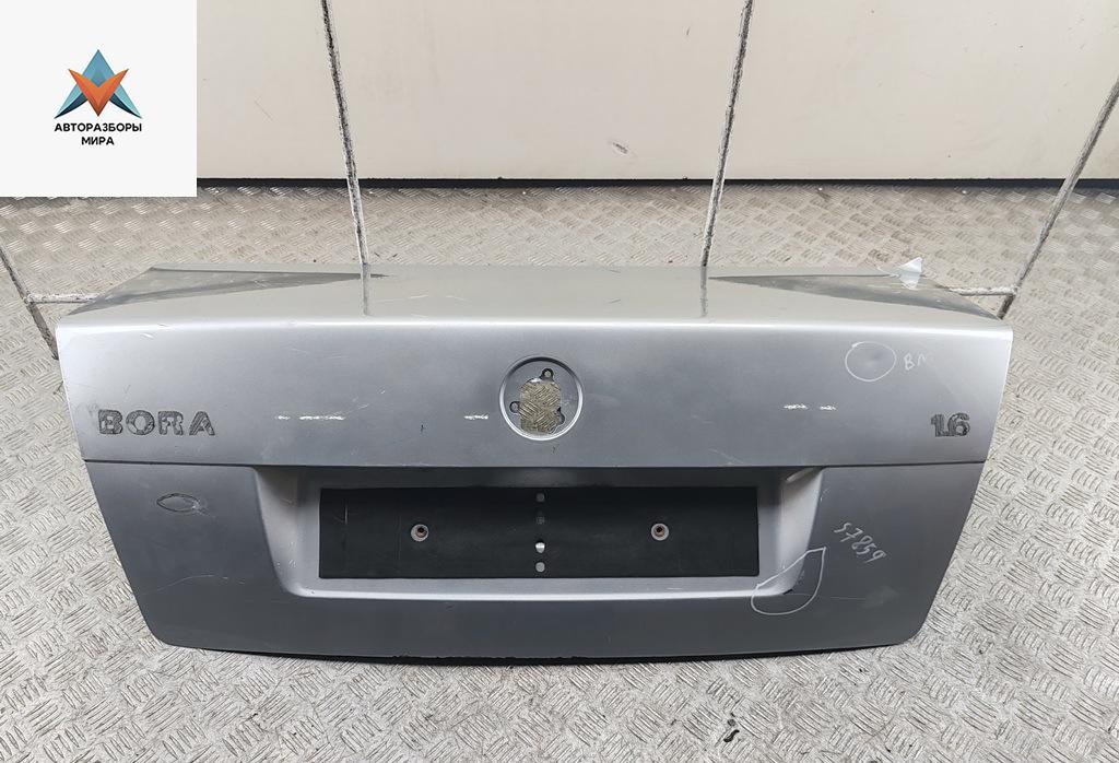 крышка багажника Volkswagen Bora 1 поколение 2000, серый, седан, 1J5827159C - фото №1