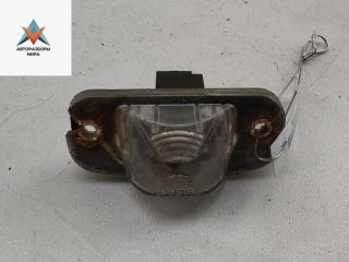 подсветка номера Volkswagen Passat B3 1991, 1.8 л., бензин, МКПП, зелёный, универсал