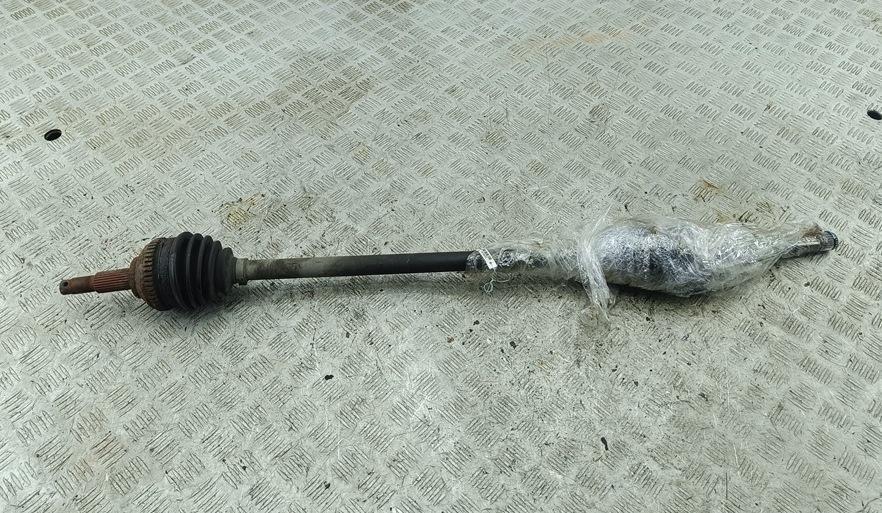 полуось передняя правая (приводной вал, ШРУС) Chrysler Voyager 2004, 2.8 л., дизель, АКПП, серый, минивэн