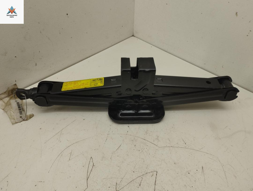 домкрат Kia Rio 2 поколение 2005, 1.6 л., бензин, МКПП, серый, хетчбэк 5 дв., 1540-700 - фото №1