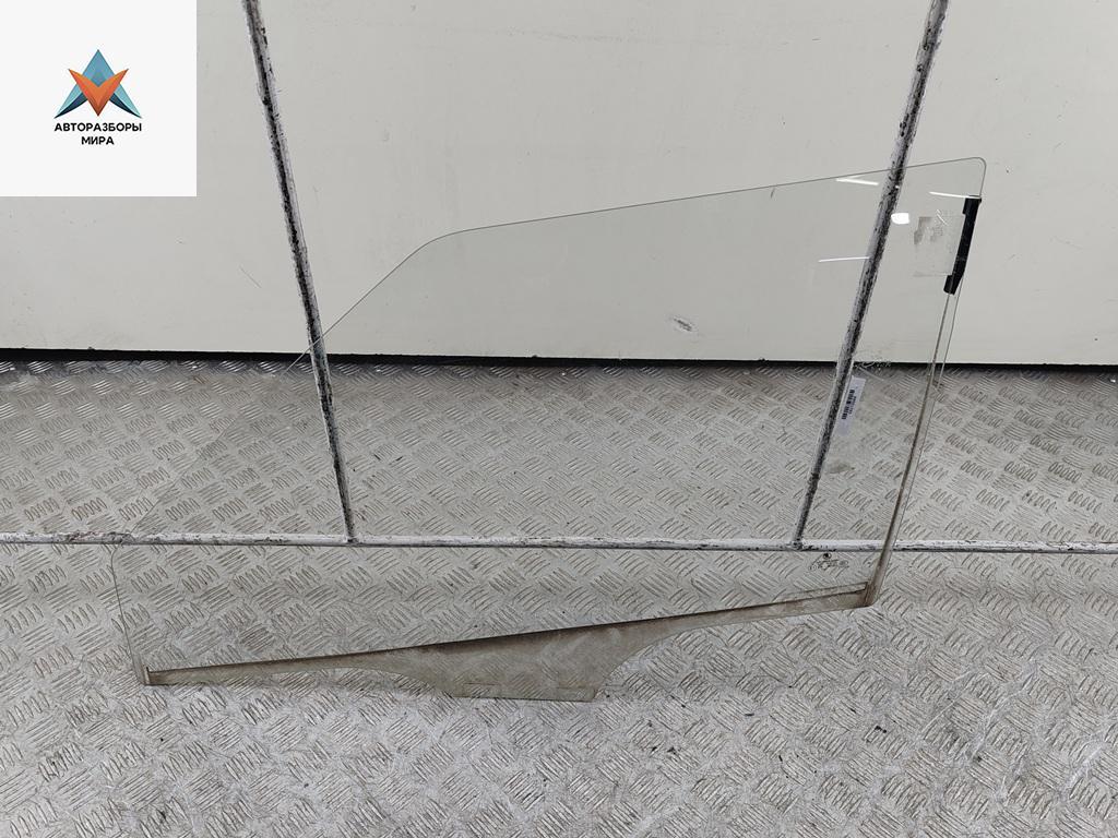 стекло двери передней левой Skoda Fabia 2 поколение (5J) 2009, 1.2 л., бензин, МКПП, красный, универсал, 43R001057 - фото №1