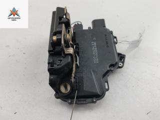 замок двери передней левой Volkswagen Passat B5 [рестайлинг] 2001, 2.0 л., бензин, МКПП, синий, универсал, 3B1837015A