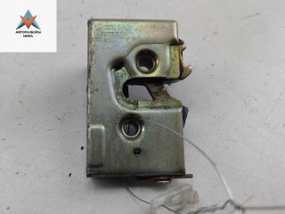 замок двери задней левой Volkswagen Passat B3 1991, 1.8 л., бензин, МКПП, зелёный, универсал, 357839015B