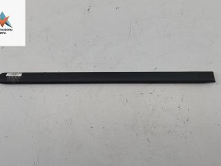 молдинг двери задней левой Volkswagen Caddy 3 поколение 2007, 1.4 л., бензин, МКПП, красный, фургон, 2K0853535E