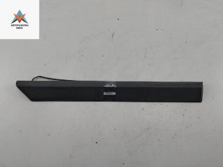 молдинг двери задней правой Volkswagen Passat B3 1991, 1.8 л., бензин, МКПП, зелёный, универсал, 357853754