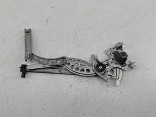 стеклоподъемник передний правый Volkswagen Passat B3 1991, 1.8 л., бензин, МКПП, зелёный, универсал, 357837402