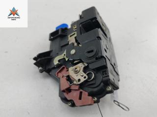 замок двери задней левой Volkswagen Touareg 1 поколение 2003, 2.5 л., дизель, АКПП, чёрный, внедорожник 5 дв., 7L0839015