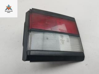 фонарь крышки багажника левый Volkswagen Passat B3 1991, 1.8 л., бензин, МКПП, зелёный, универсал, 333945107