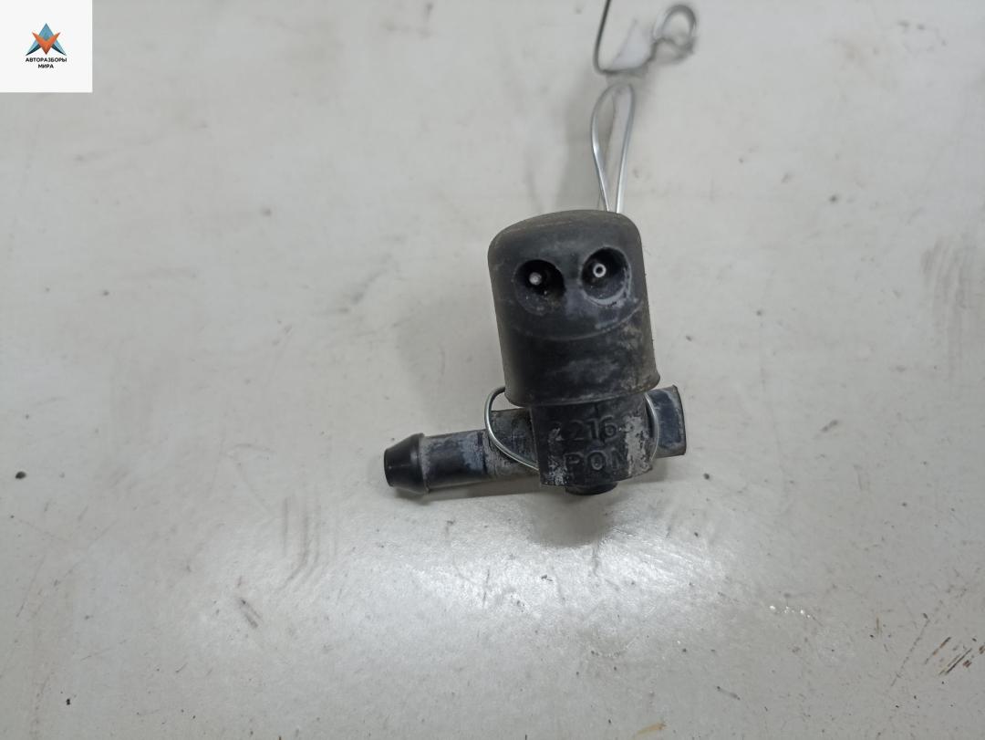 форсунка омывателя лобового стекла Opel Signum C 2003, 2.2 л., бензин, МКПП, серый, хетчбэк 5 дв., 9221637 - фото №1