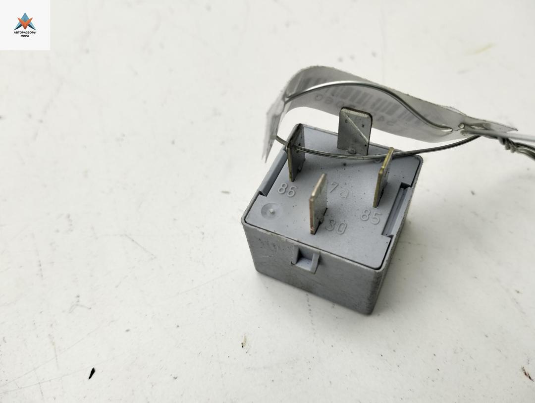 реле (прочие) Peugeot 2008 1 поколение 2015, 1.2 л., бензин, МКПП, чёрный, внедорожник 5 дв., 9805925780 - фото №1