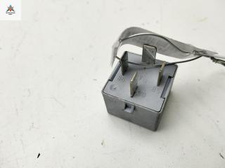 реле (прочие) Peugeot 2008 1 поколение 2015, 1.2 л., бензин, МКПП, чёрный, внедорожник 5 дв., 9805925780