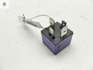 реле (прочие) Renault Laguna 1 поколение [рестайлинг] 1999, 1.6 л., бензин, МКПП, зелёный, хетчбэк 5 дв., 03525